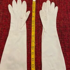 Vintage Elegant Opera White Long Gloves small hand
